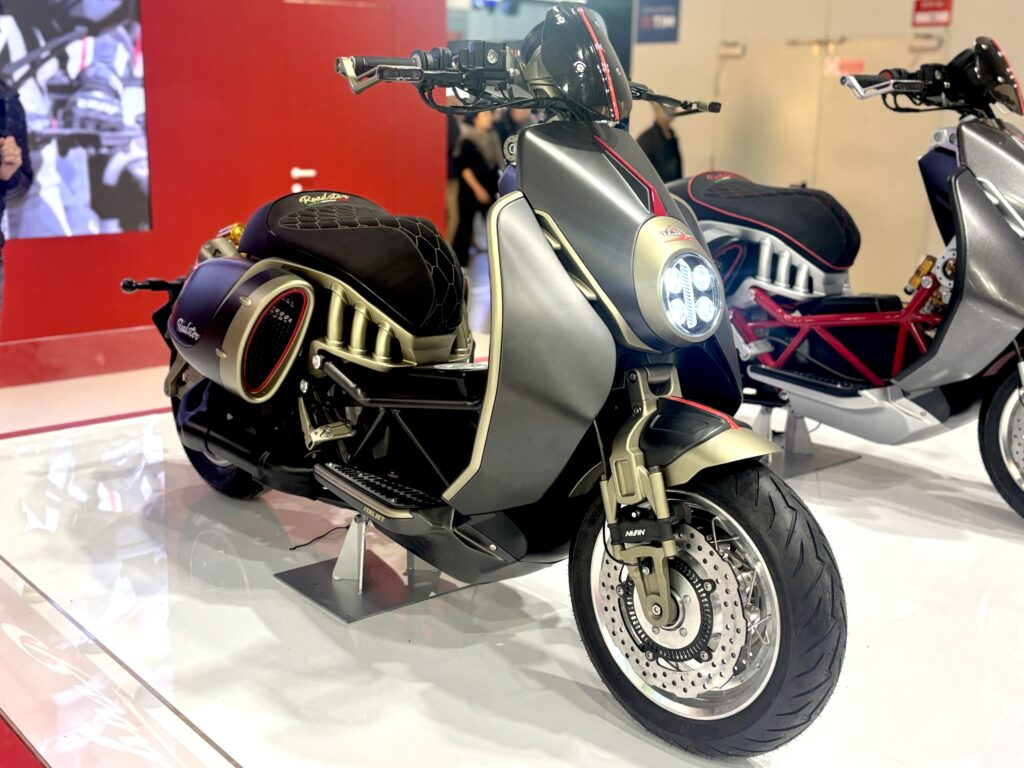 Italjet Roadster 400